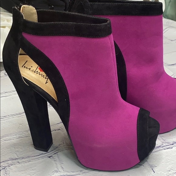 Colorblock Platform Heels - Picture 2 of 5